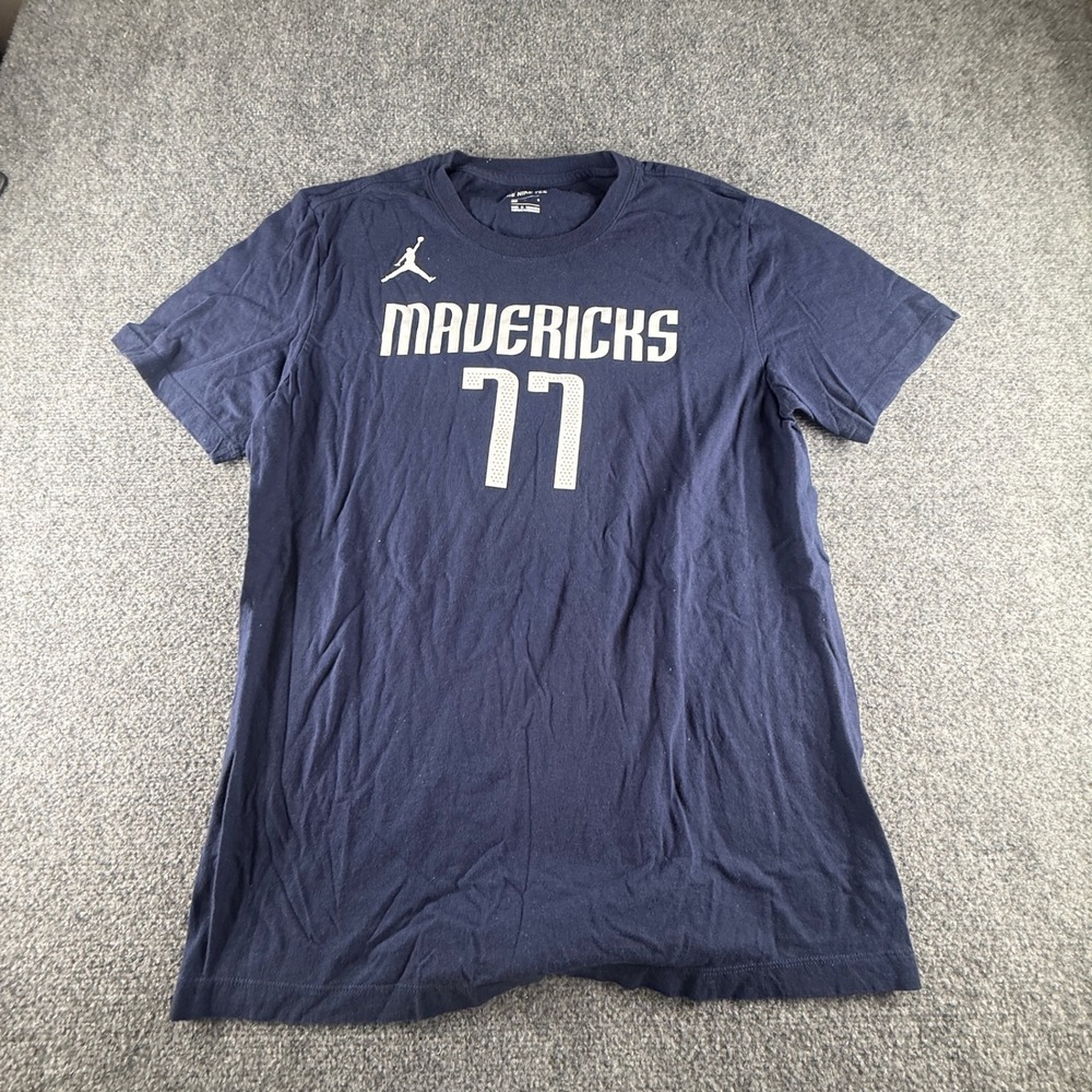 Jordan Dallas Mavericks Luka Doncic 77 Navy Blue T-Shirt Mens Large NBA
